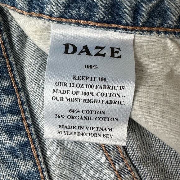 Women’s distressed faded blue jean shorts. NEW with tags. NEVER been worn. - Picture 3 of 7